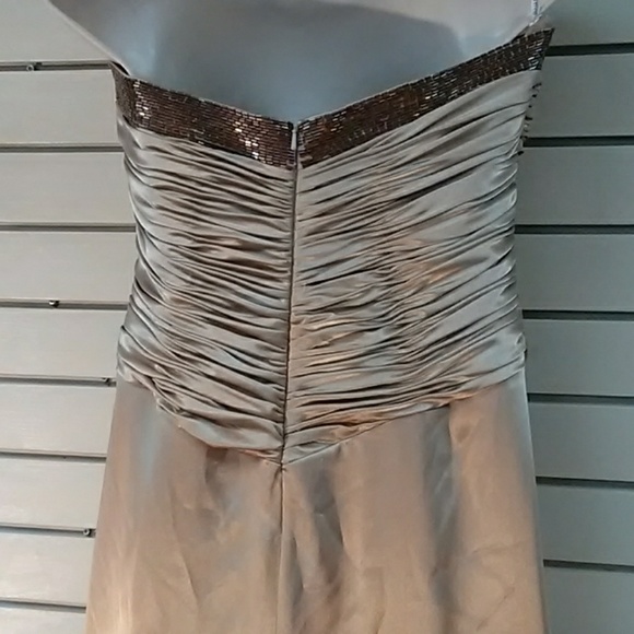 Gold beaded formal dress with fishtail backing - Picture 5 of 7